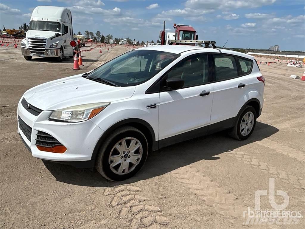 Ford ESCAPE 皮卡.傳統半斗卡車/側卸板
