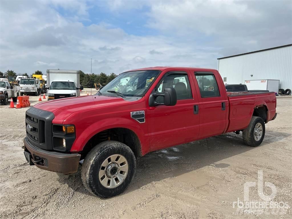 Ford F-250 皮卡.傳統半斗卡車/側卸板