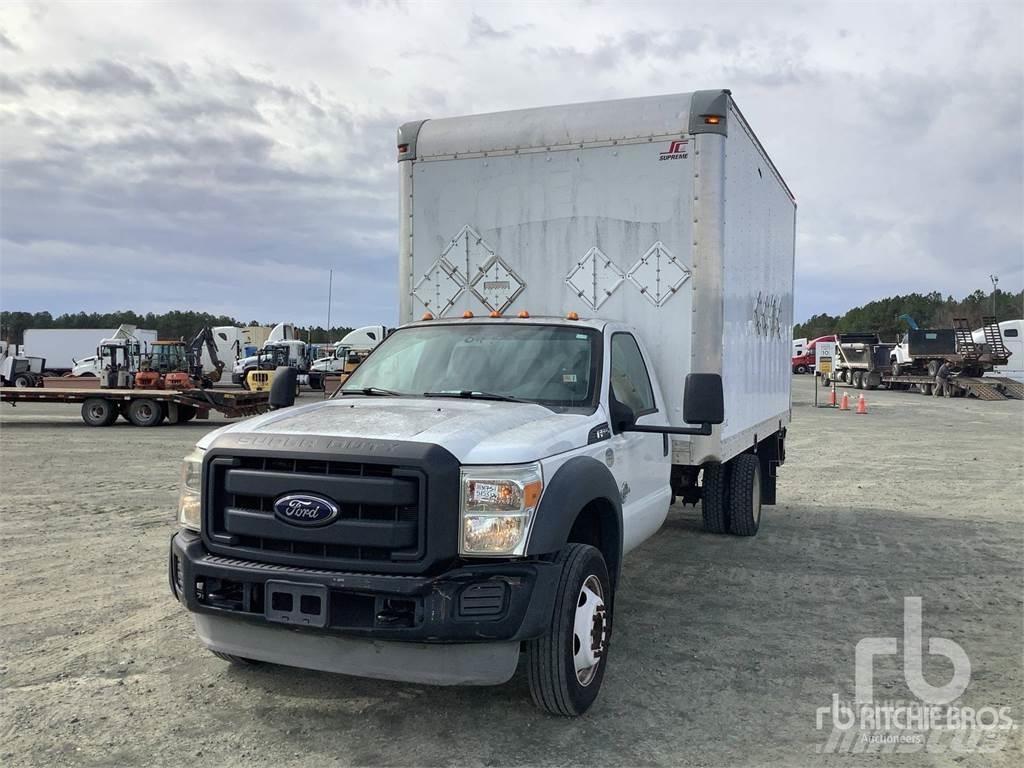 Ford F-550 廂式貨物運輸車