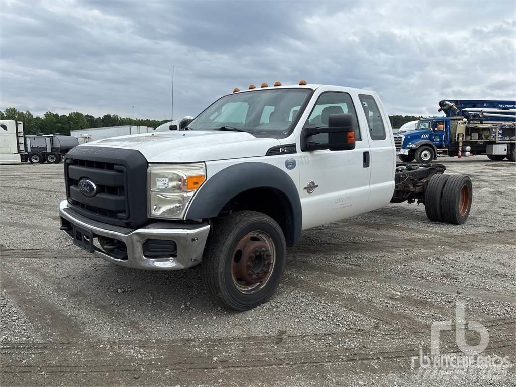Ford F-550 多用途機械