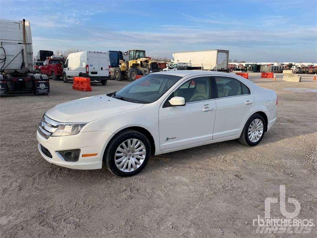 Ford FUSION 汽車