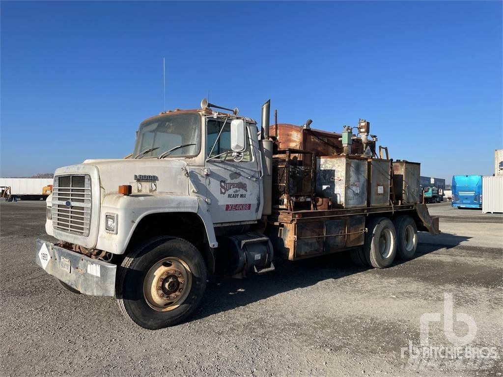 Ford LNT8000 運油車