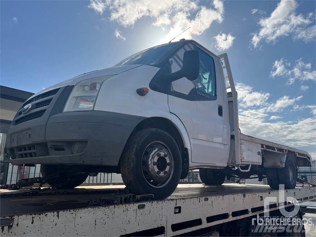 Ford TRANSIT 皮卡.傳統半斗卡車/側卸板