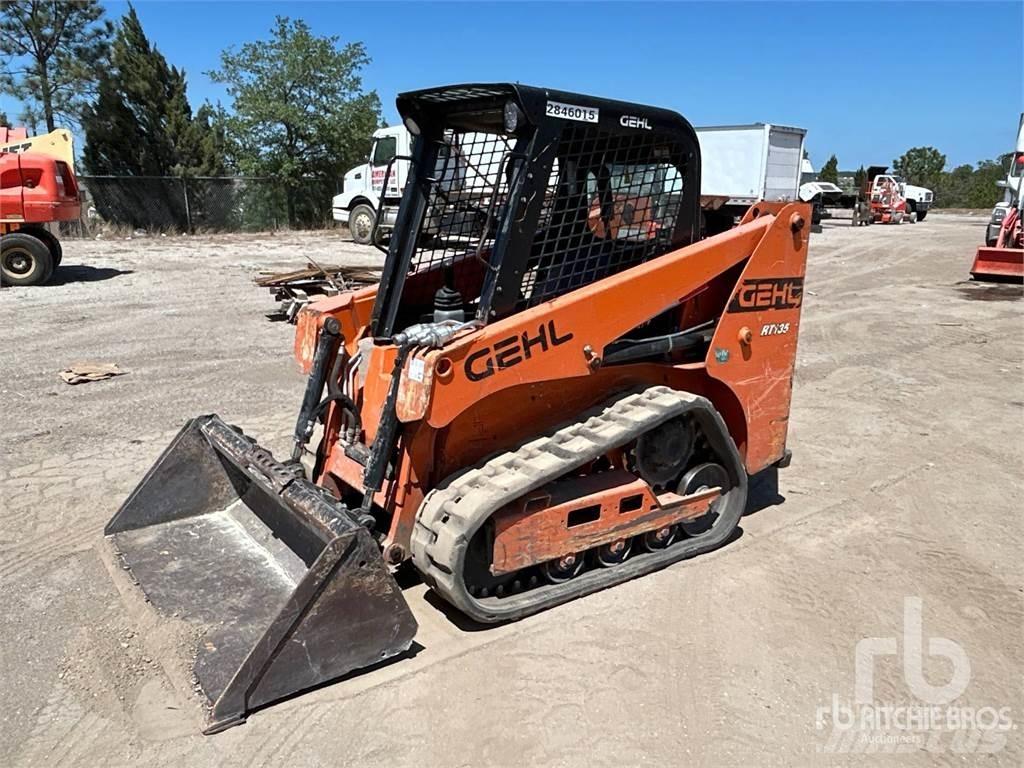 Gehl RT135 滑移轉向裝載機