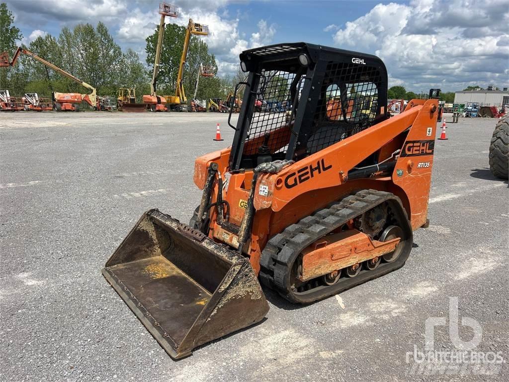 Gehl RT135 滑移轉向裝載機