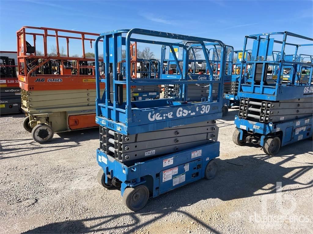 Genie GS1930 剪式升降機