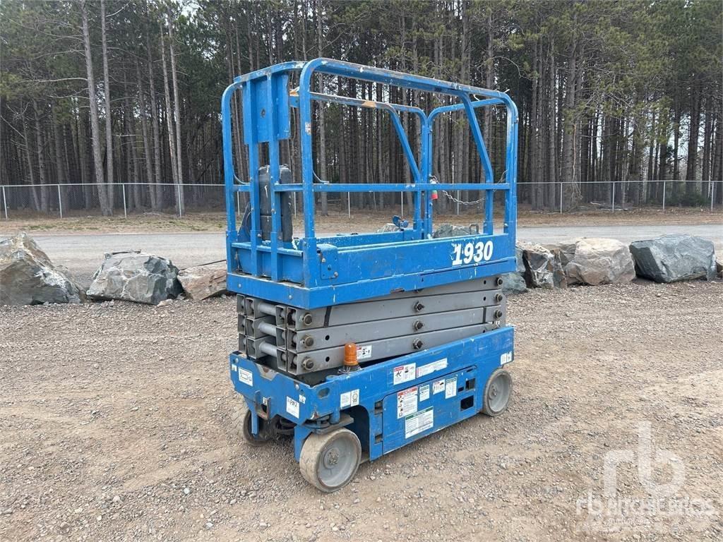 Genie GS1930 剪式升降機