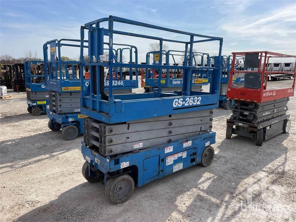 Genie GS2632 剪式升降機