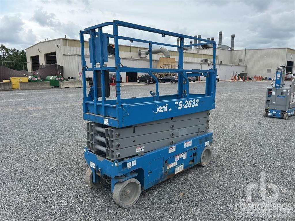 Genie GS2632 剪式升降機