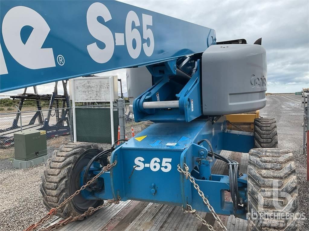 Genie S-65 曲臂高空作業車