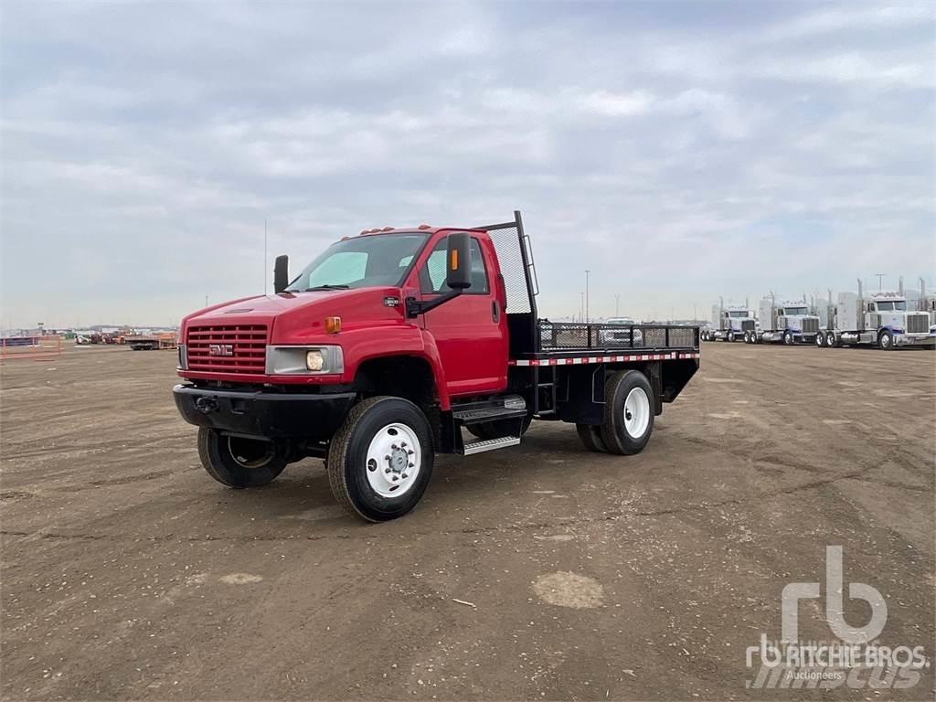 GMC C5500 平板式/側卸式卡車