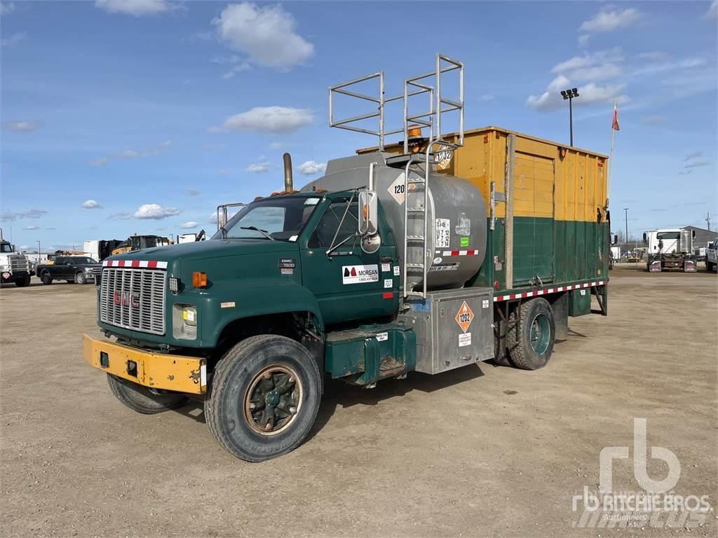 GMC C7500 運油車
