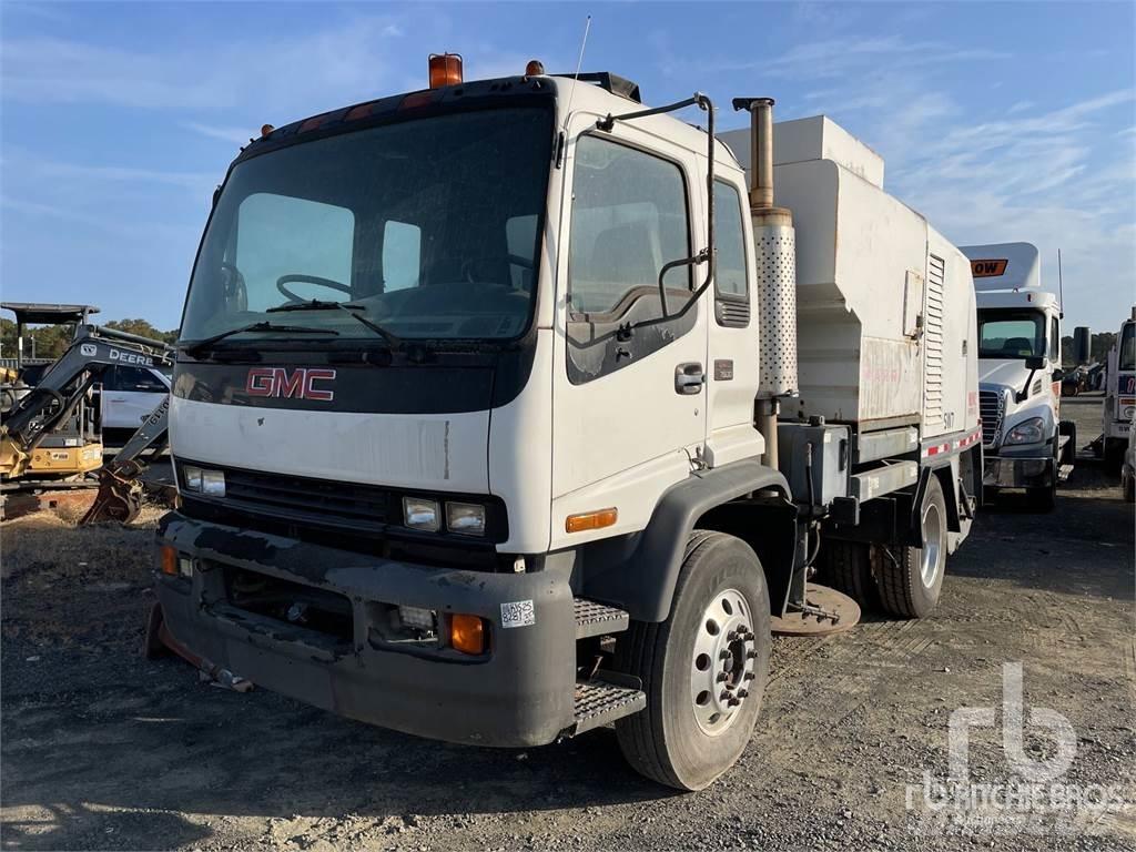 GMC T7500 清掃車
