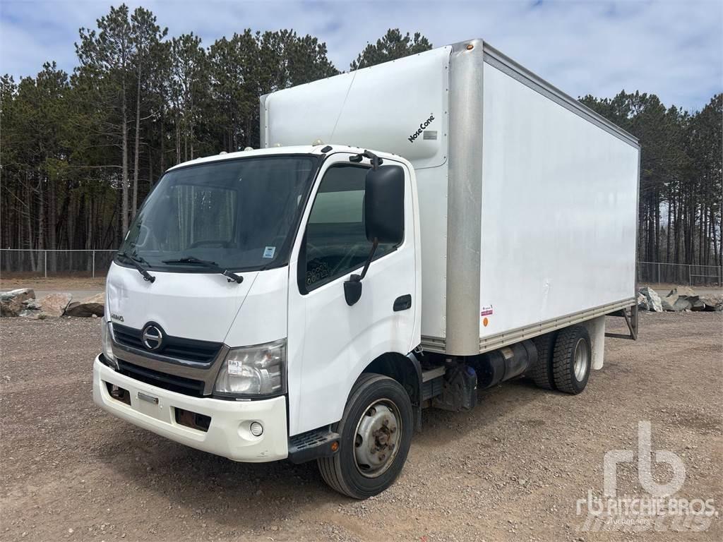 Hino 165 廂式貨物運輸車