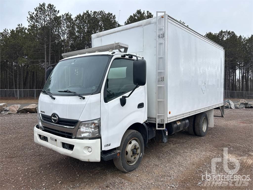 Hino 165 廂式貨物運輸車