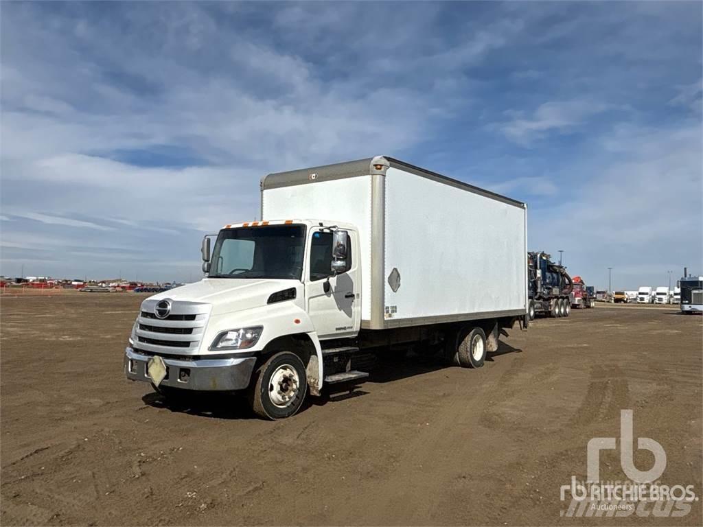 Hino 258 廂式貨物運輸車
