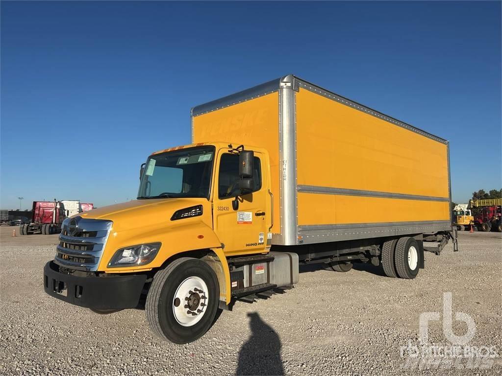 Hino 268 廂式貨物運輸車