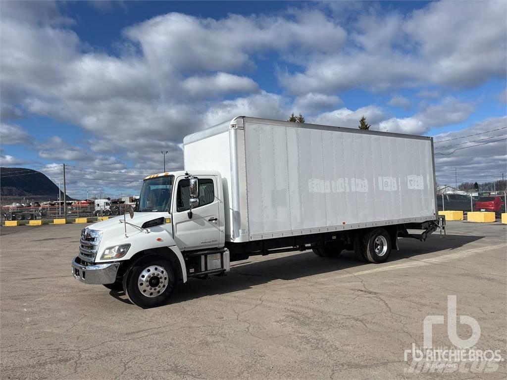 Hino 268 廂式貨物運輸車