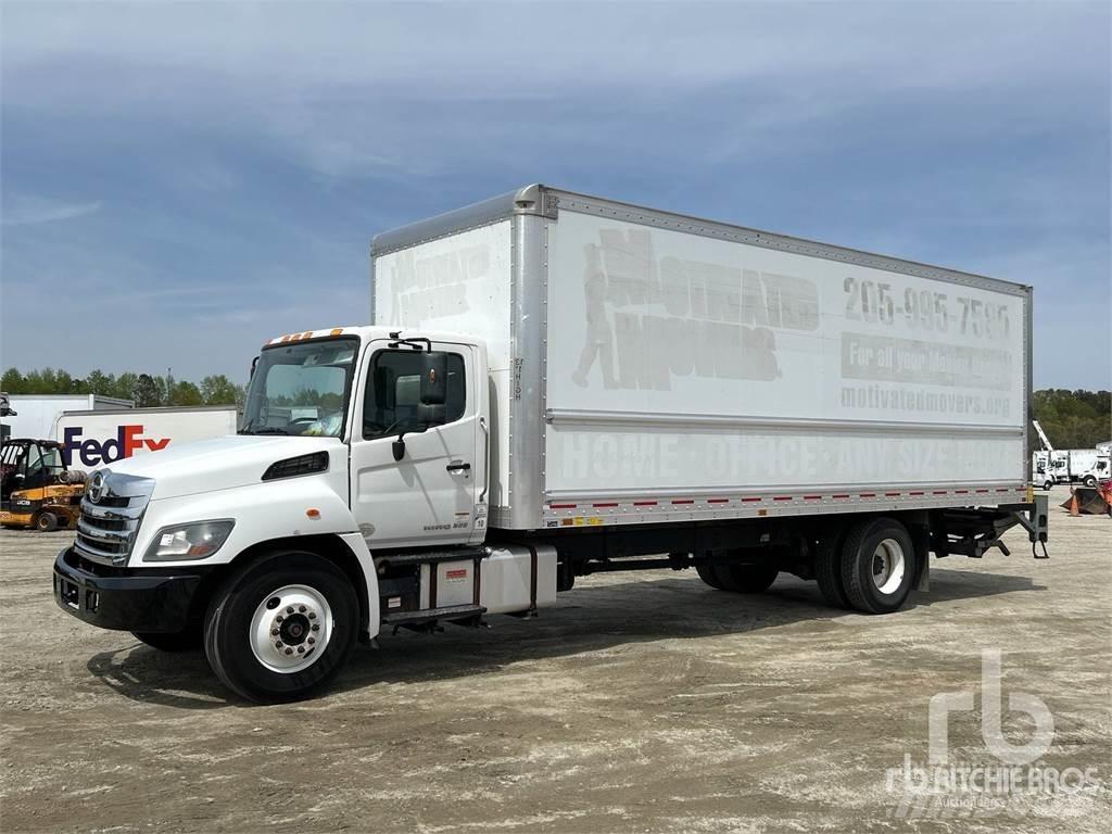 Hino 268 廂式貨物運輸車