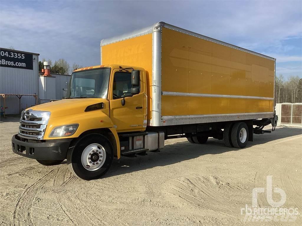 Hino 268 廂式貨物運輸車