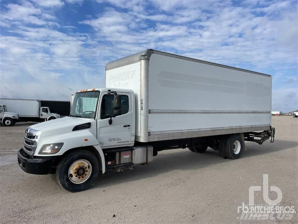 Hino 268 廂式貨物運輸車