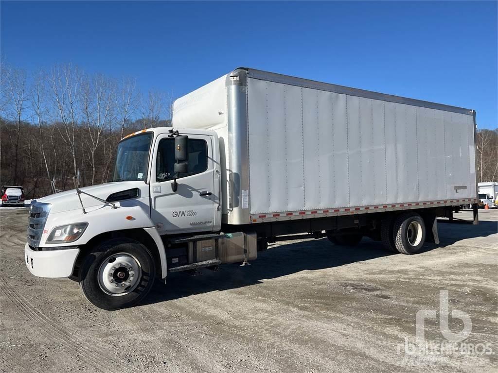 Hino 268 廂式貨物運輸車