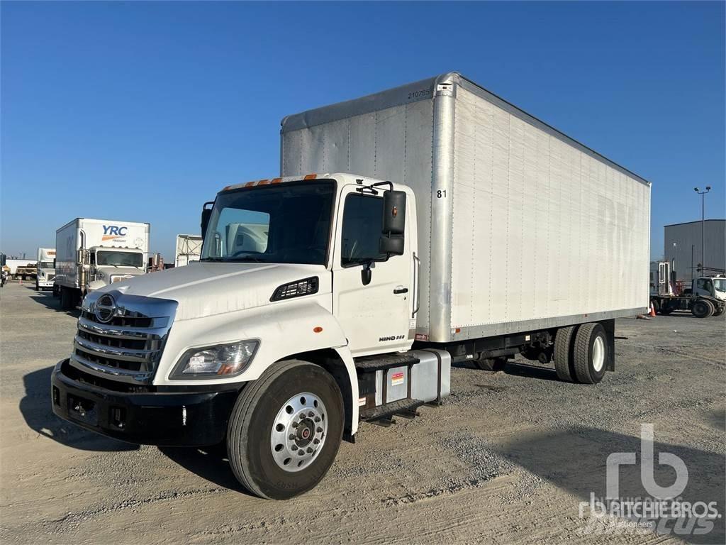 Hino 268 廂式貨物運輸車