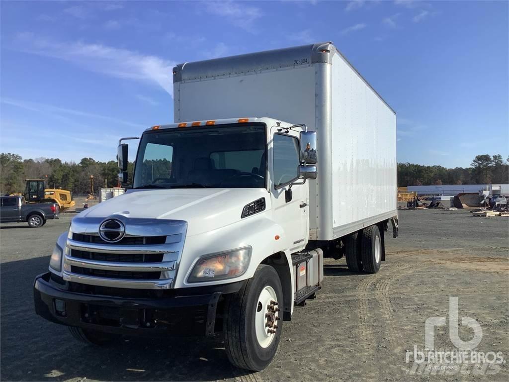 Hino 268 廂式貨物運輸車