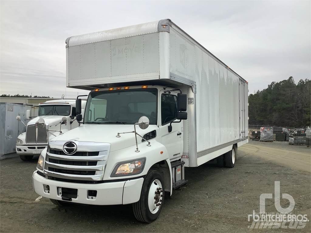 Hino 268 廂式貨物運輸車