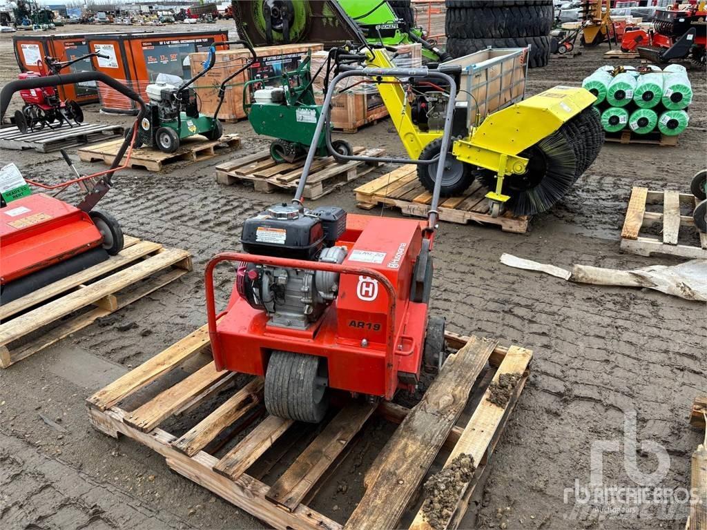 Husqvarna AR19H 其他地面照料機械