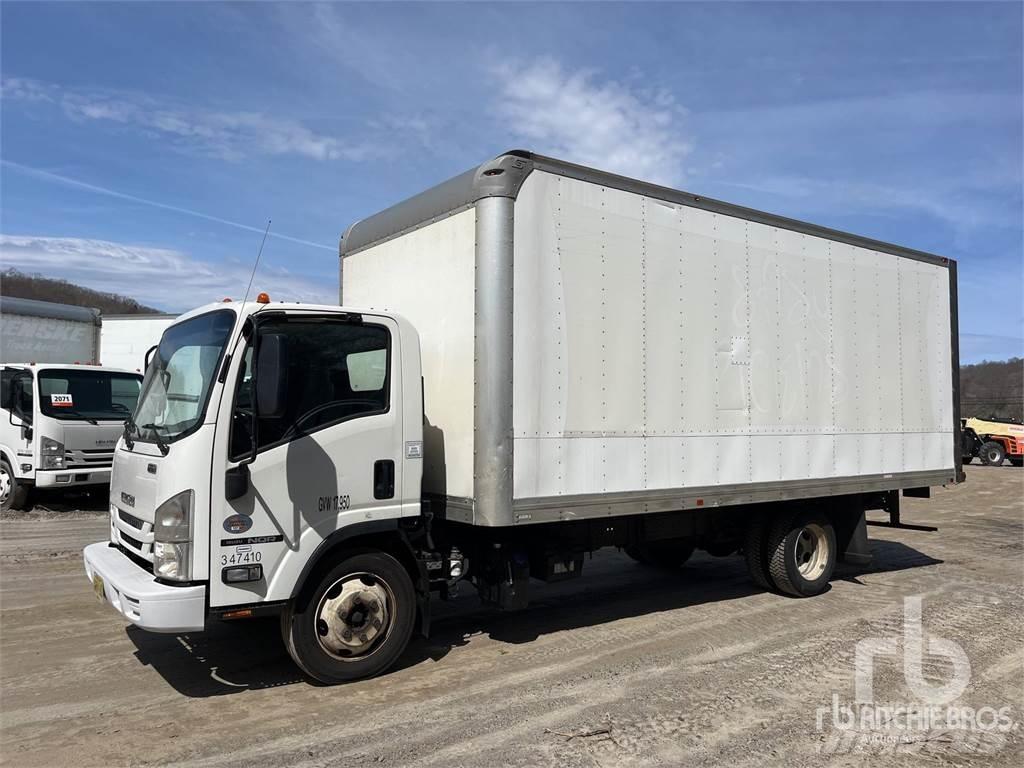 Isuzu NQR 廂式貨物運輸車