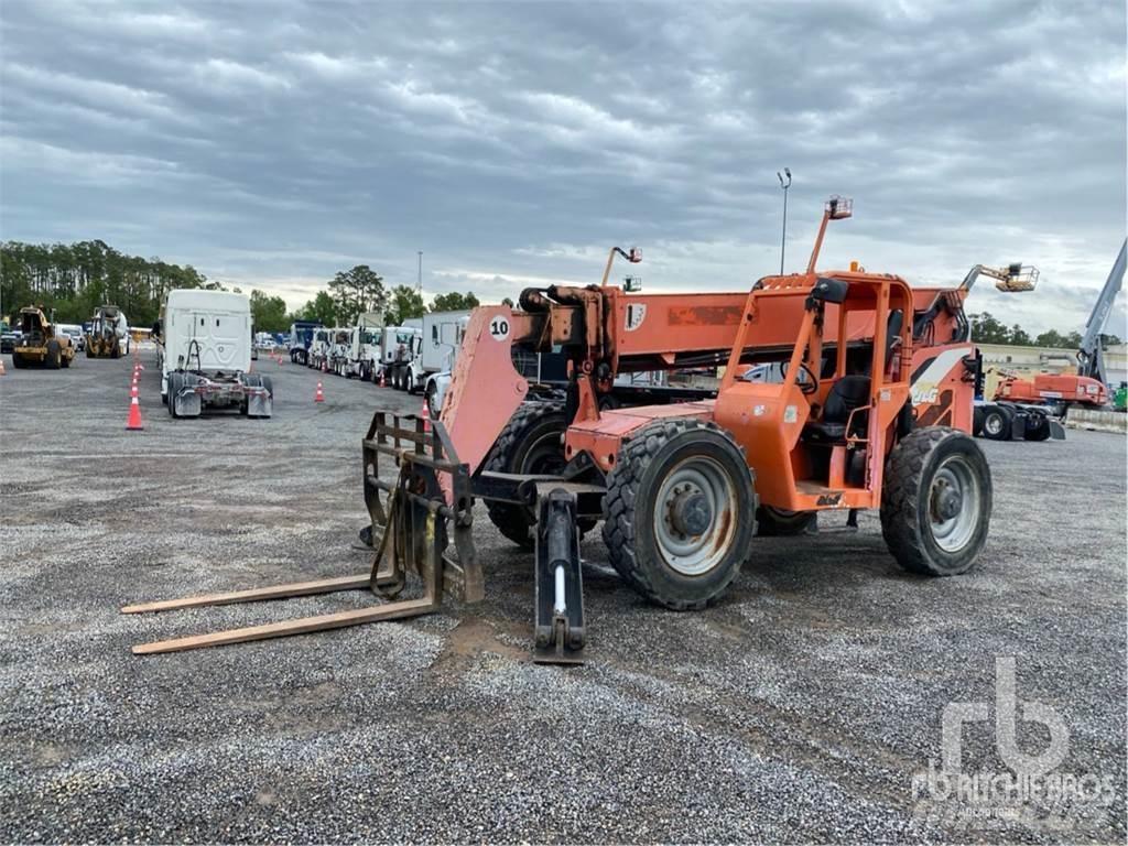 JLG 10054 伸縮臂操作車