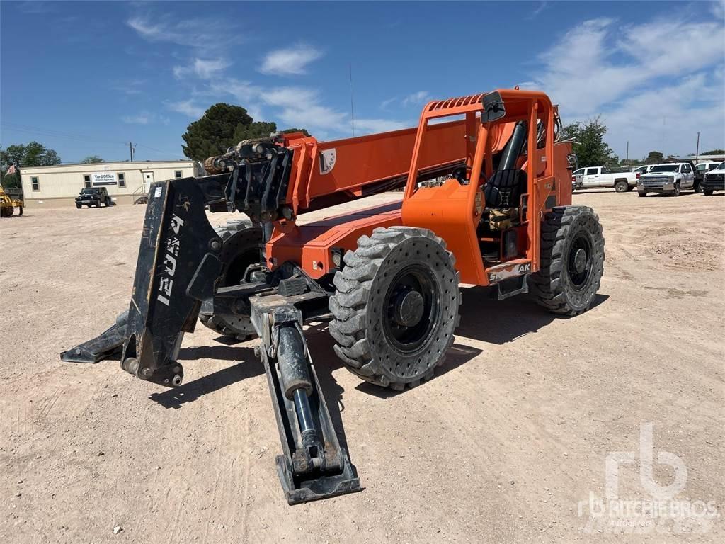JLG 12054 伸縮臂操作車