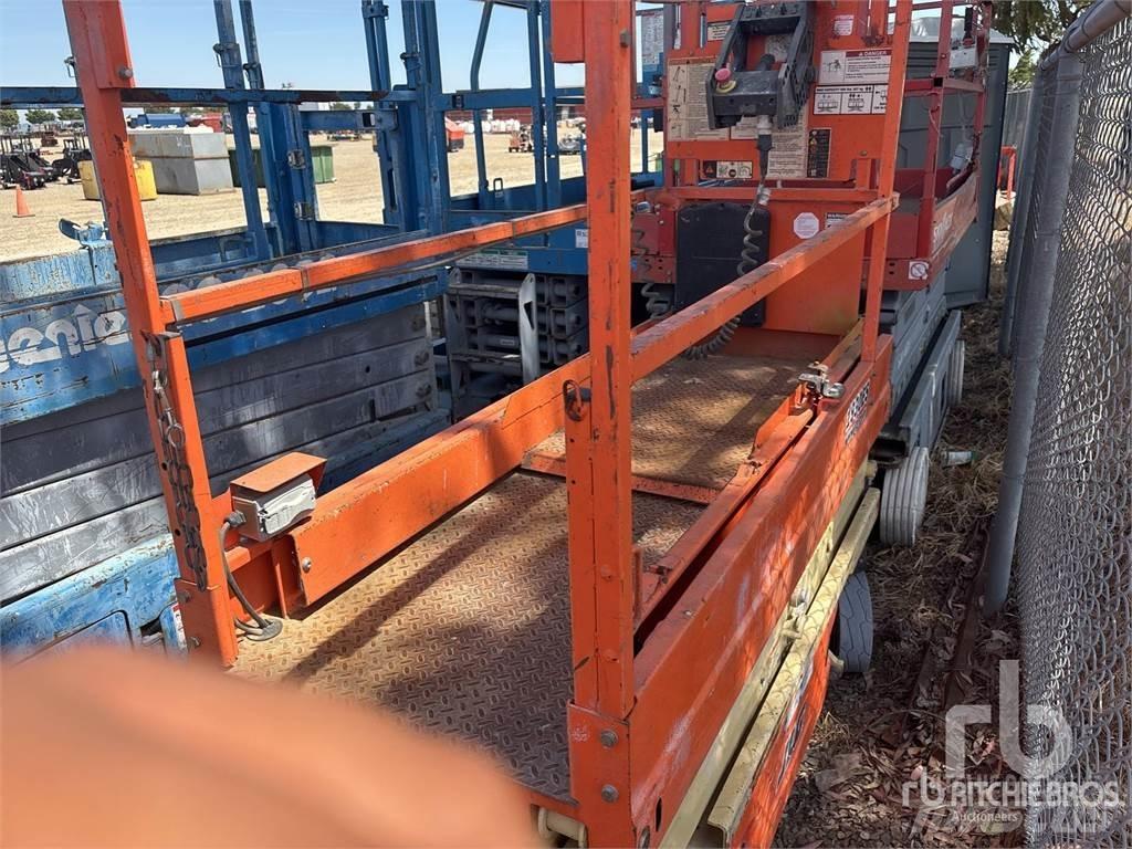 JLG 1930 ES 剪式升降機