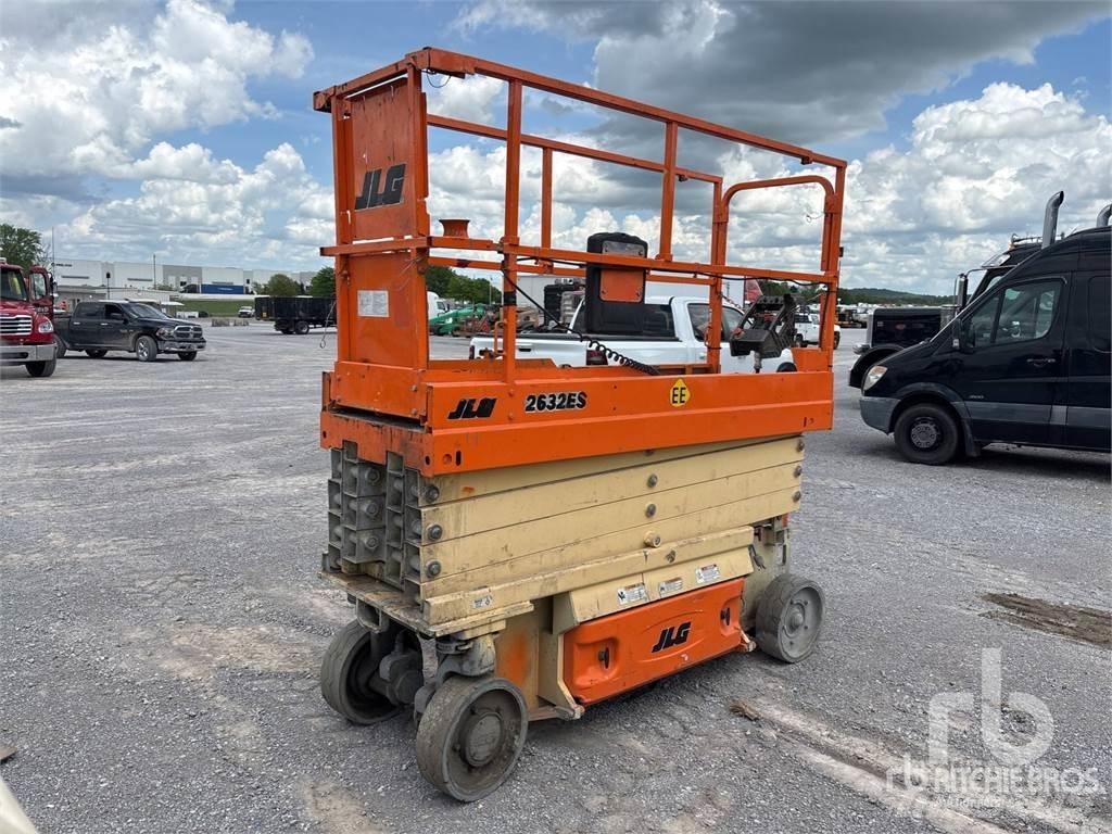 JLG 2632ES 剪式升降機