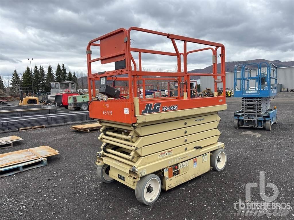 JLG 3246E2 剪式升降機