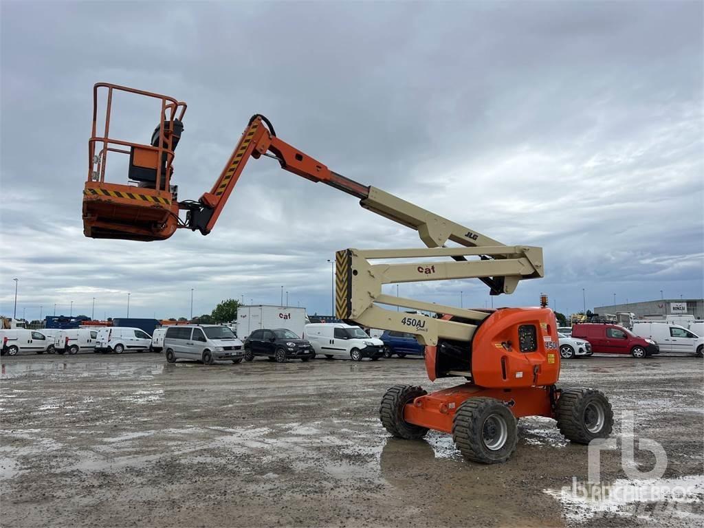 JLG 450 曲臂高空作業車