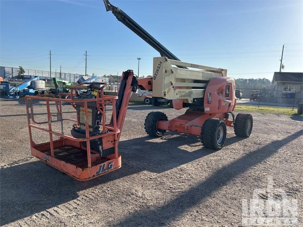 JLG 450AJ 曲臂高空作業車