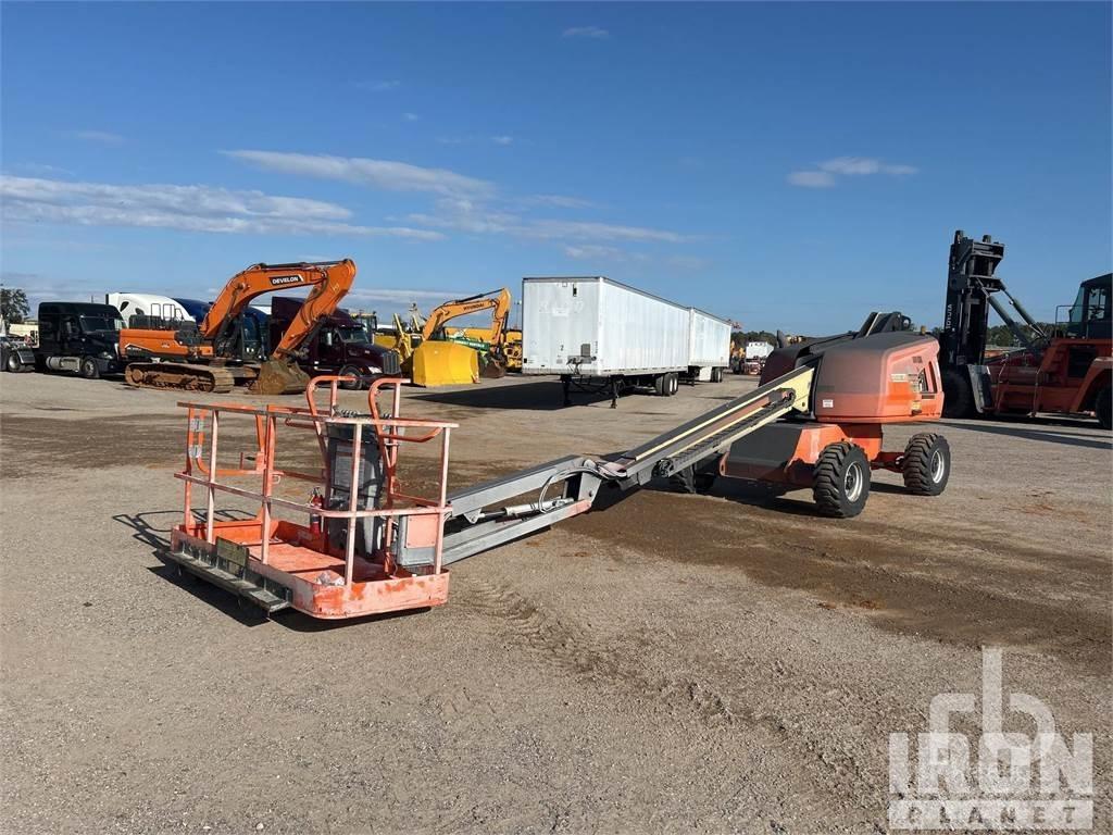 JLG 460SJ 曲臂高空作業車