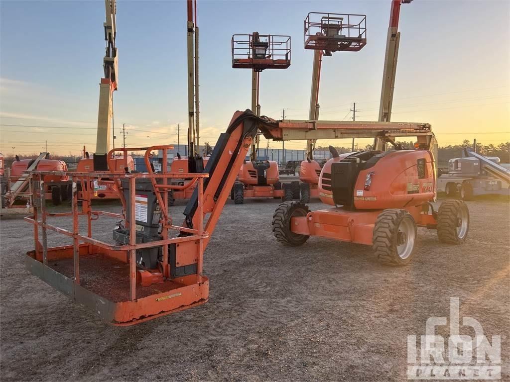 JLG 600AJ 曲臂高空作業車