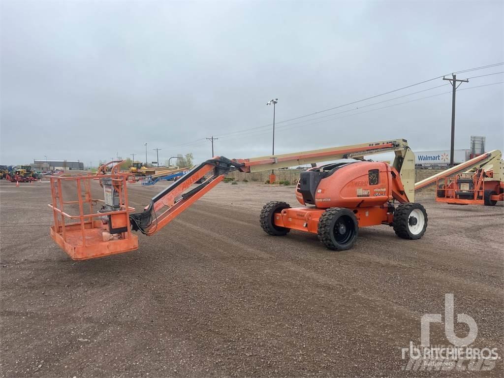 JLG 600AJ 曲臂高空作業車