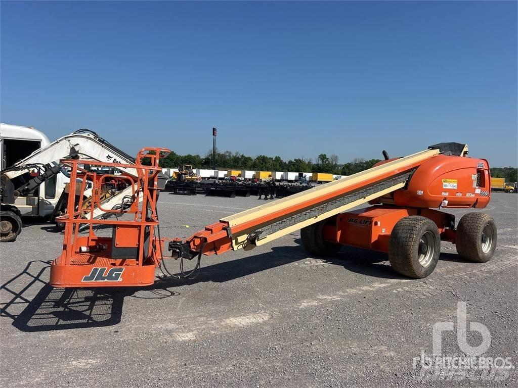 JLG 600S 曲臂高空作業車