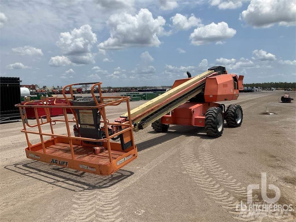 JLG 600S 曲臂高空作業車
