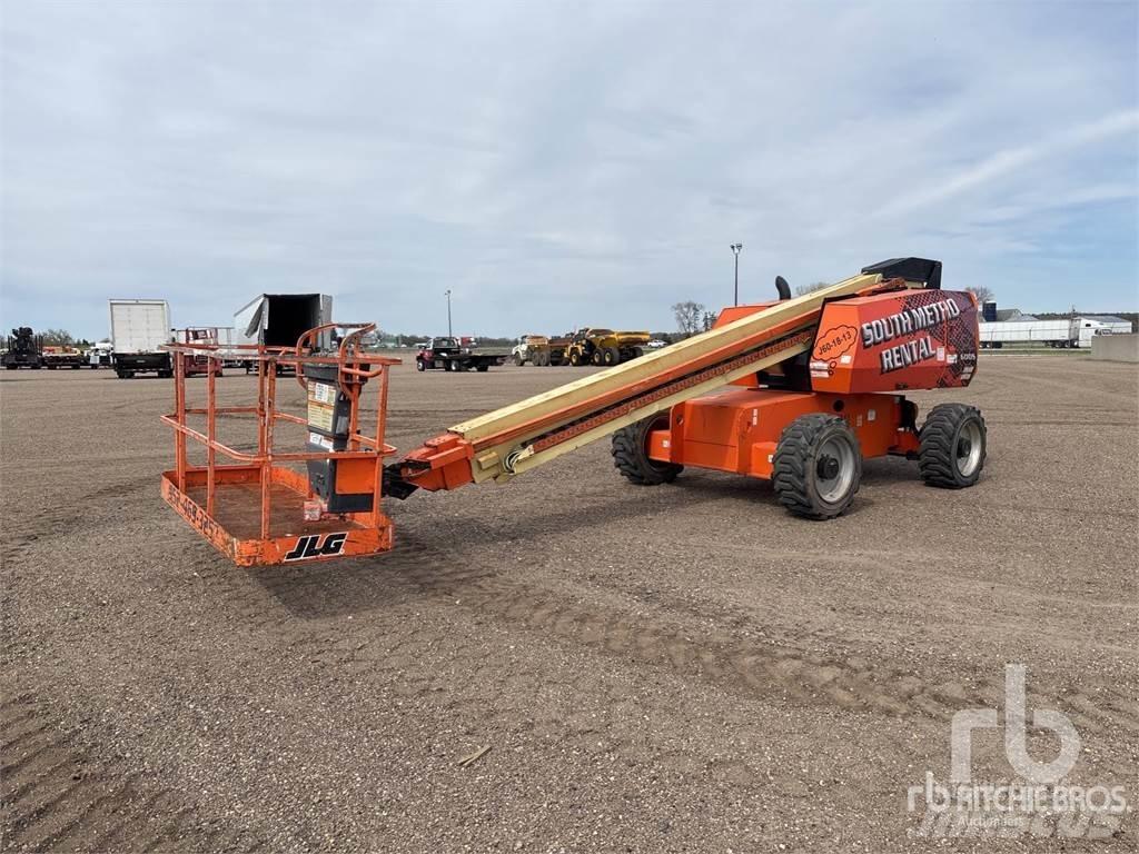 JLG 600S 曲臂高空作業車