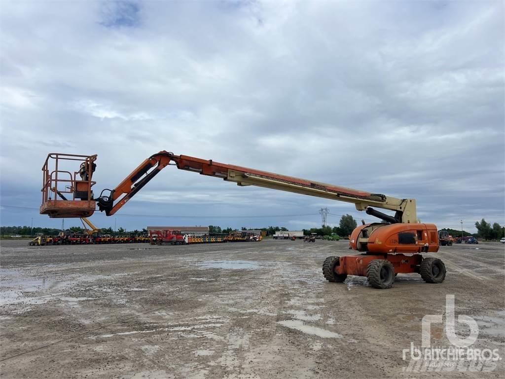 JLG 860SJ 曲臂高空作業車