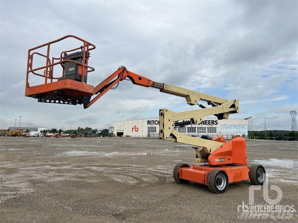 JLG E450AJ 曲臂高空作業車