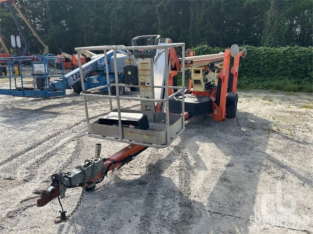 JLG T500J 曲臂高空作業車