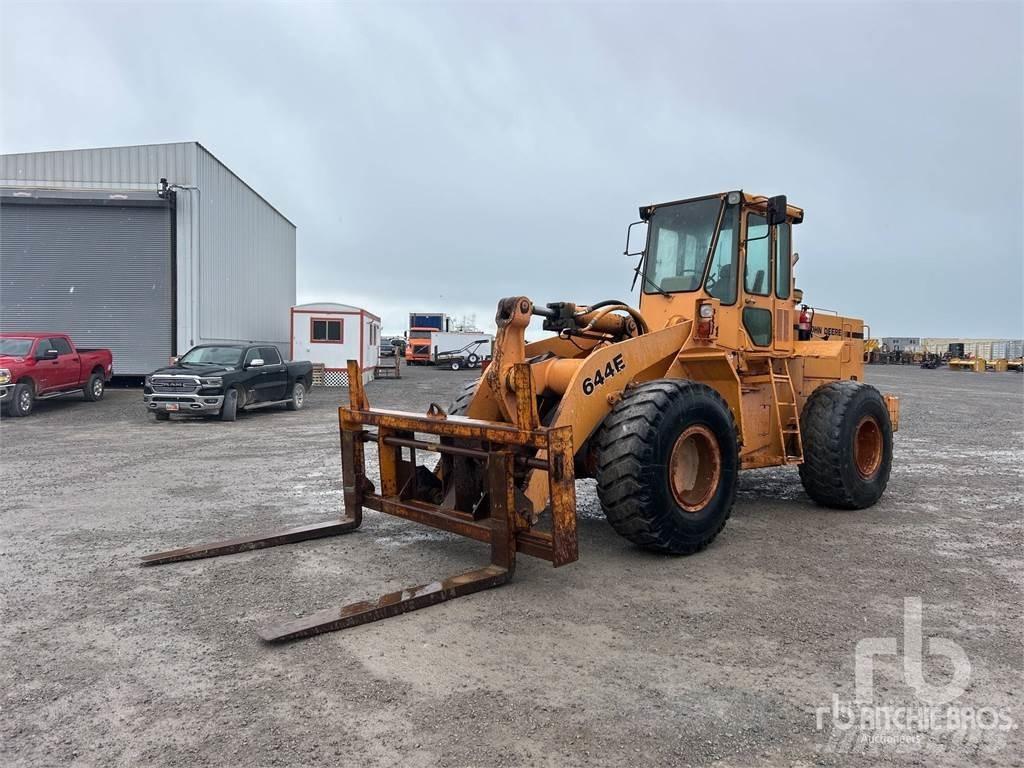 John Deere 644E 輪胎式裝載機
