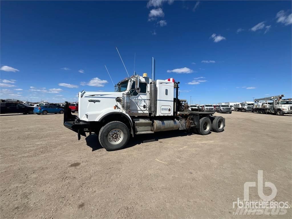 Kenworth C500B 平板 / 絞盤 卡車