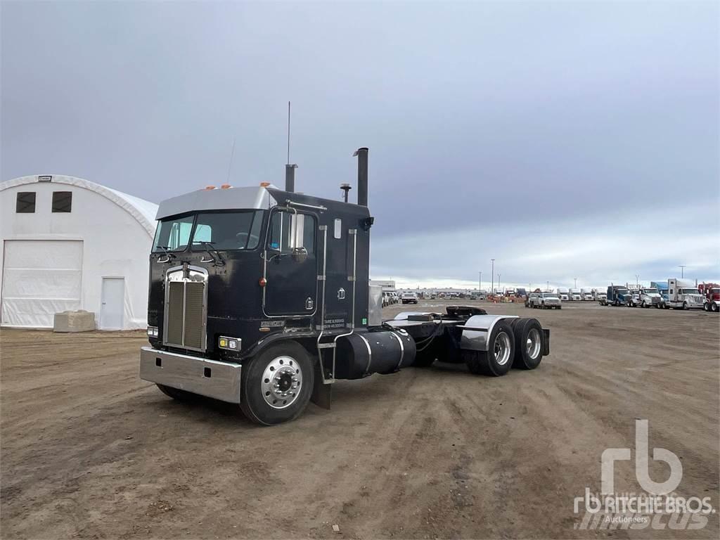 Kenworth K100 曳引機組件